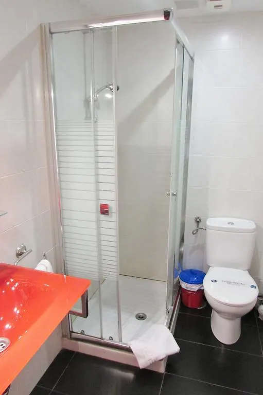 غرناطة Hostal Nuevas Naciones 0*,  إسبانيا