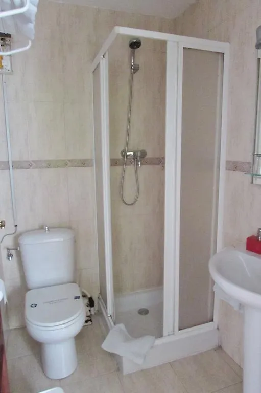 بيت ضيافة غرناطة Hostal Nuevas Naciones